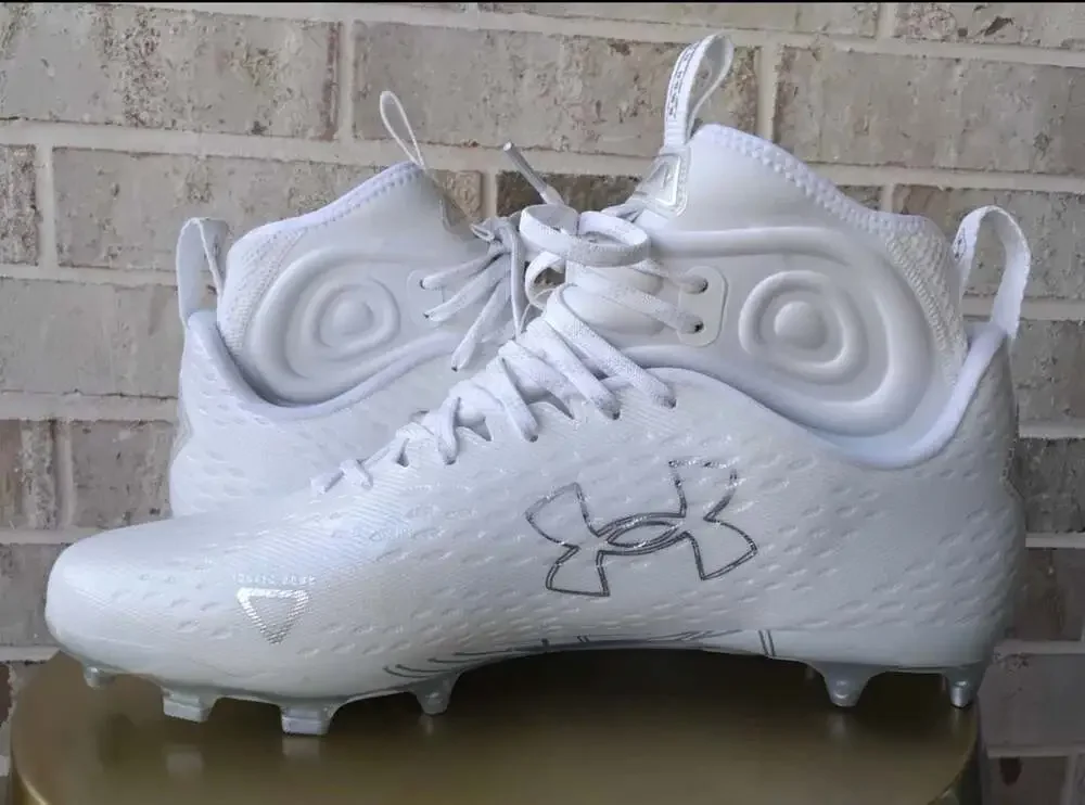 Under Armour Spotlight Lux MC 2.0 Football Cleats